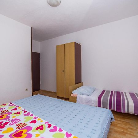 Apartments And Rooms Drpic สปลิตสกา ภายนอก รูปภาพ
