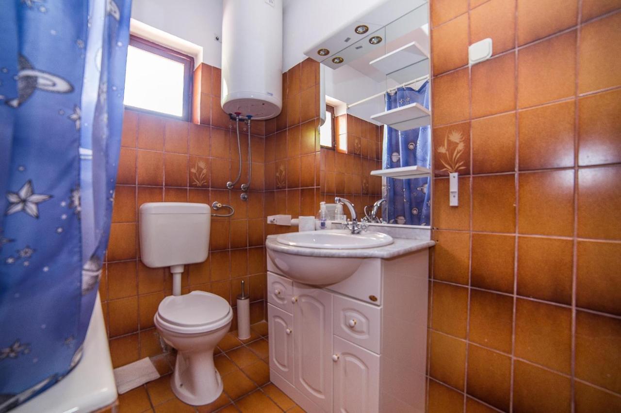 Apartments And Rooms Drpic สปลิตสกา ภายนอก รูปภาพ