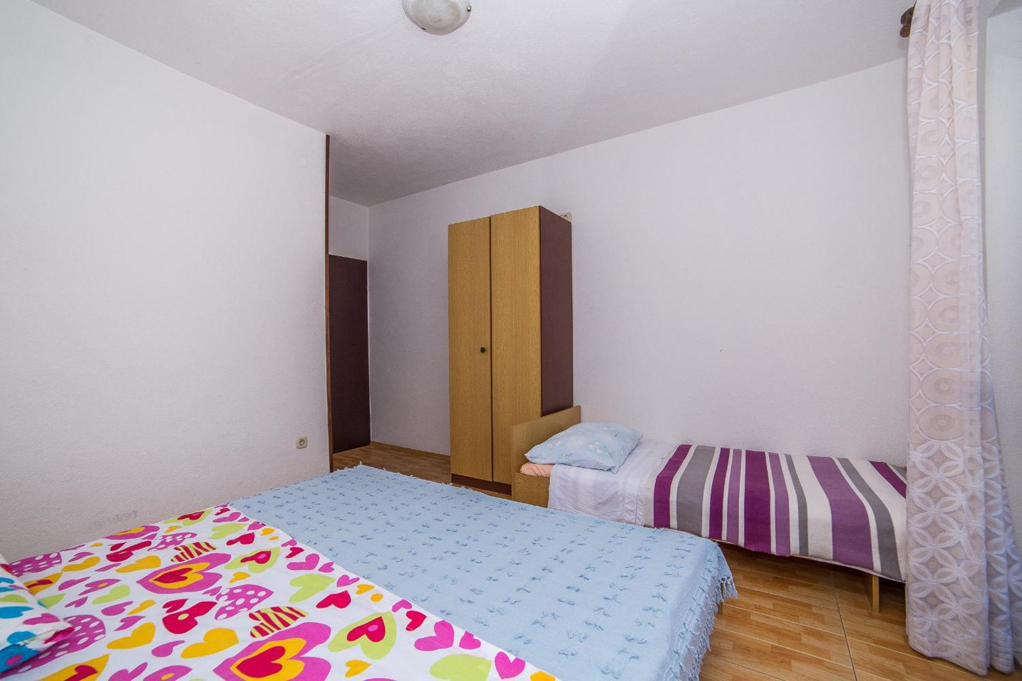 Apartments And Rooms Drpic สปลิตสกา ภายนอก รูปภาพ